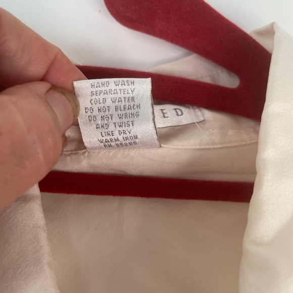 Vintage 90’s The Limited 100% Silk Button Down Short Sleeve Top - Picture 9 of 10